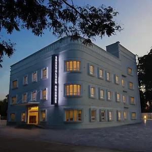 Hotel Sreevalsam Grande