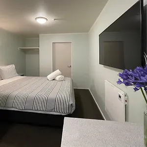Adelaide Motel