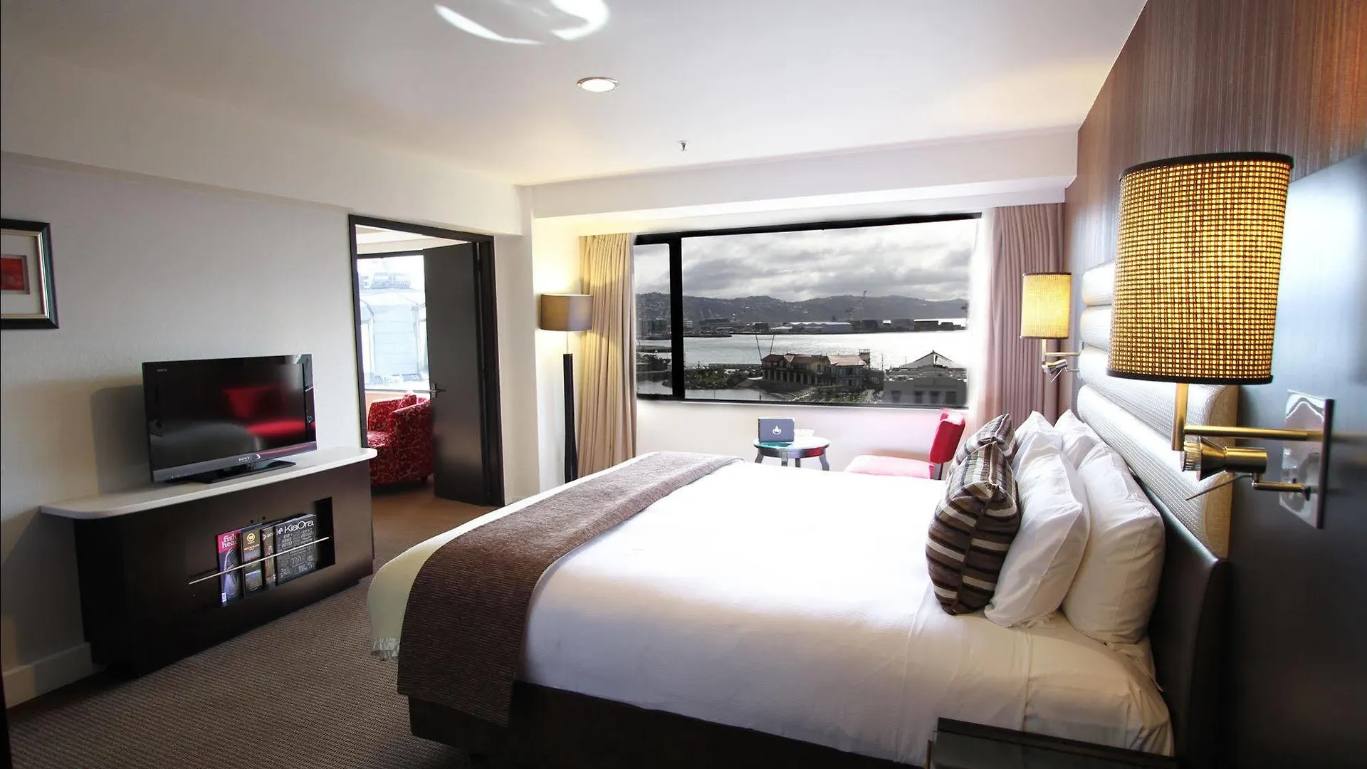 Amora Hotel Wellington