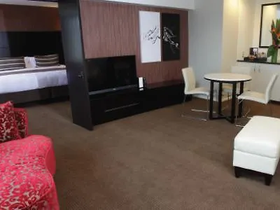Amora Hotel Wellington 4*,