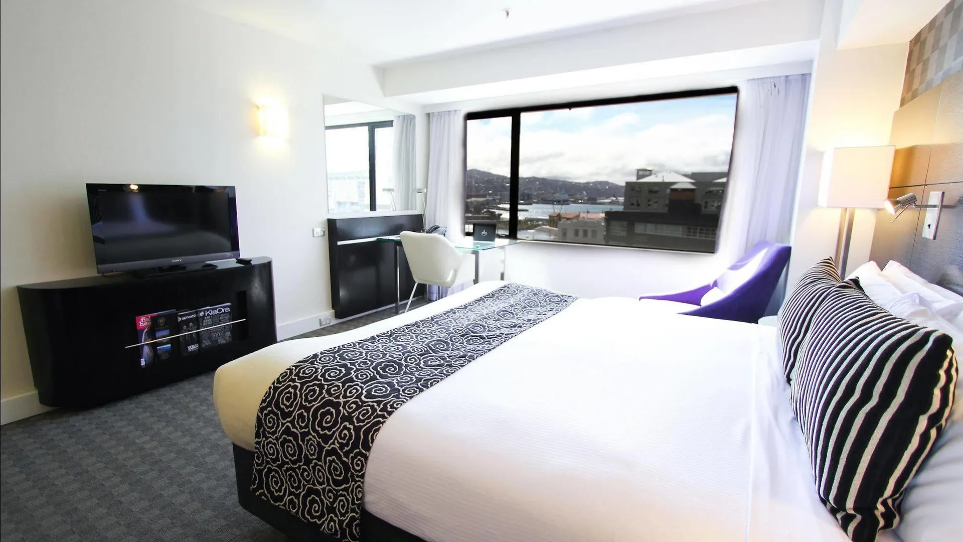 ****  Amora Hotel Wellington New Zealand
